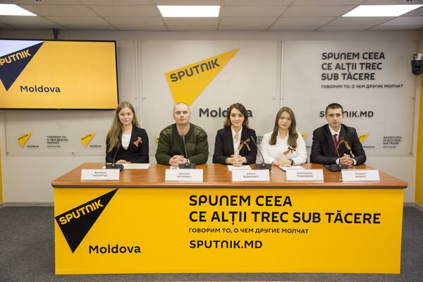 Презентация молодежного движения Волонтеры Победы - Sputnik Молдова