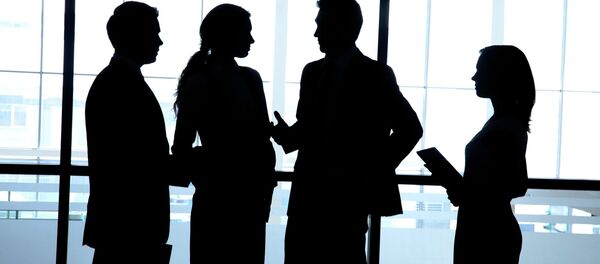 Бизнесмены в офисе - Sputnik Молдова