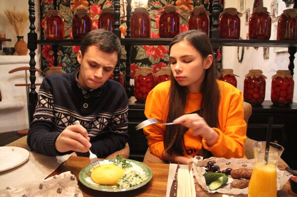 Дегустация мамалыги - Sputnik Молдова