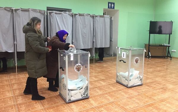 Голосование на выборах России в Тирасполе - Sputnik Молдова