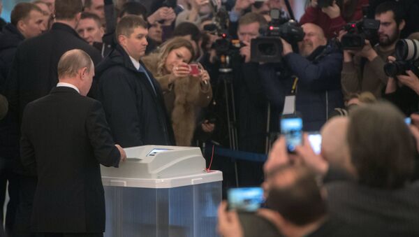 Președintele Federației Ruse a votat în cadrul alegerilor pentru președintele Rusiei - Sputnik Moldova-România