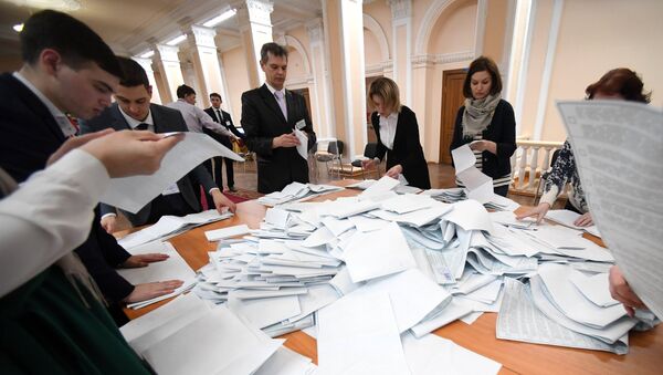 Подсчет голосов на выборах президента РФ - Sputnik Молдова