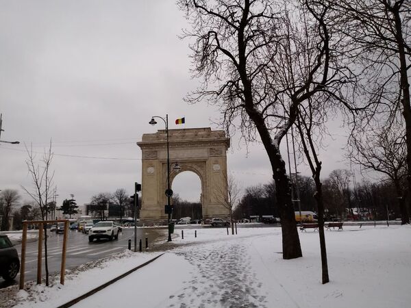 Arcul de Triumf, București - Sputnik Moldova-România