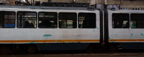 Tramvai pe o stradă din București - Sputnik Moldova-România