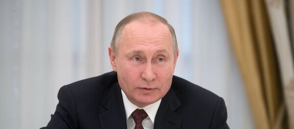 Президент РФ В. Путин встретился с кандидатами на должность президента РФ - Sputnik Moldova-România