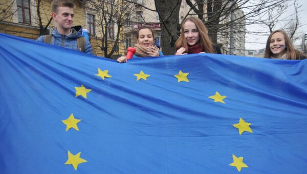 Студенческий митинг в поддержку евроинтеграции во Львове - Sputnik Молдова