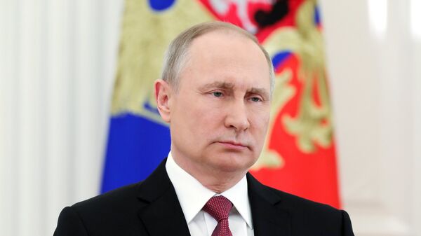 Vladimir Putin s-a adresat cu un mesaj poporului rus după anunțarea rezultatelor finale ale alegerilor prezidențiale - Sputnik Moldova-România