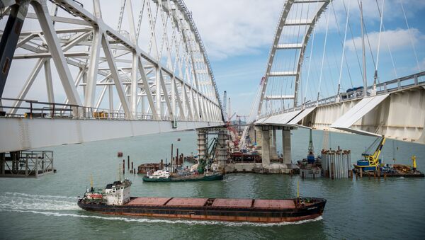 Строительство Крымского моста через Керченский пролив - Sputnik Moldova