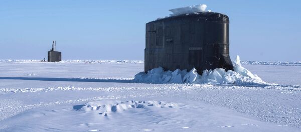 Atom-U-Boote der US-Kriegsmarine „Hartford“ und „Connecticut“ bei Übung in der Arktis  - Sputnik Moldova-România