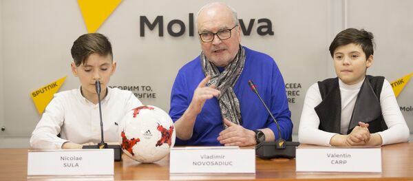 Вот они юные победители проекта в Молдове Николае Сулэ и Валентин Карп. - Sputnik Moldova