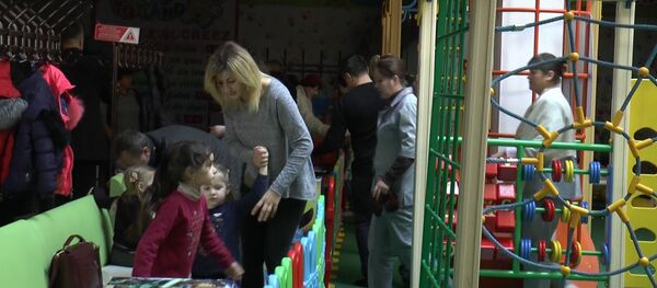 В нескольких ТЦ в Кишиневе прошли проверки В нескольких ТЦ в Кишиневе прошли проверки - Sputnik Молдова