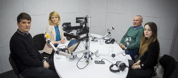 Traian Țurcanu, Silvia Zavadovschi, Valeriu Sainsus și Anastasia Zaharia - Sputnik Moldova