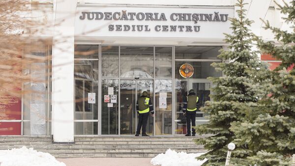 Alertă cu bombă la judecătoria sectorului Centru - Sputnik Молдова