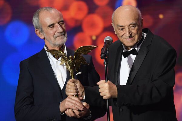 Скончался народный артист СССР Владимир Этуш Скончался народный артист СССР Владимир Этуш - Sputnik Молдова