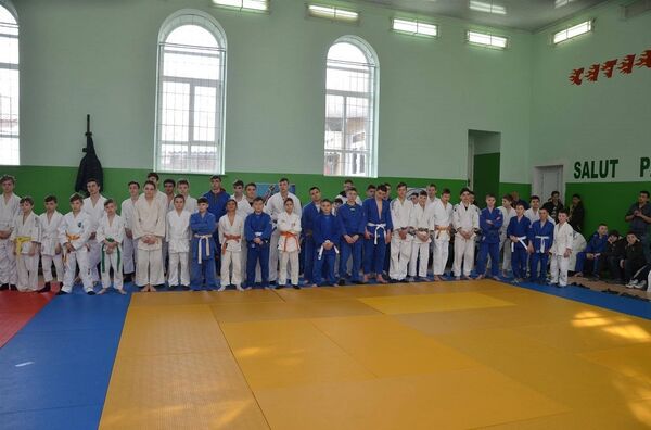 Участники турнира по дзюдо в Чимишлии - Sputnik Молдова