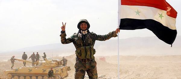 The Syrian army servicemen, broke the three-year siege of Deir ez-Zor, in the area of the 137th mechanized brigade in Syria The Syrian army servicemen, broke the three-year siege of Deir ez-Zor, in the area of the 137th mechanized brigade in Syria - Sputnik Moldova-România
