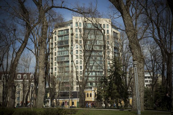 Кишинев, апрель, 2018 год. Улица Колумна, новое жилое здание - Sputnik Молдова