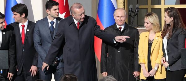 Turkish President Tayyip Erdogan (3rdL) and his Russian counterpart Vladimir Putin (3rdR) attend a symbolic ground-breaking ceremony for Turkey's first nuclear power station at the Presidential Palace in Ankara on April 3, 2018 - Sputnik Moldova