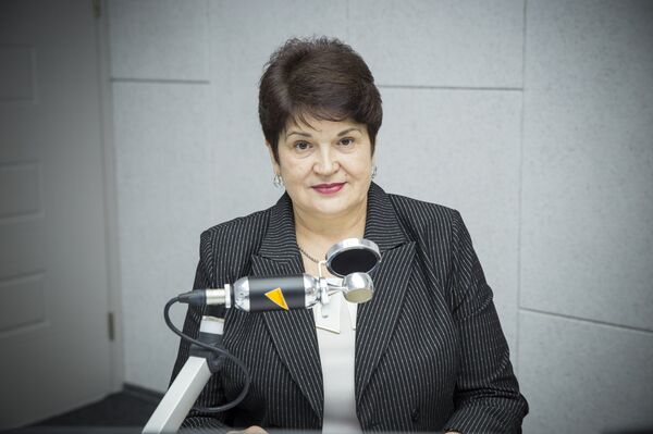 Нужно ли некоторым пенсионерам предъявлять сертификат о том, что они живы - Sputnik Молдова