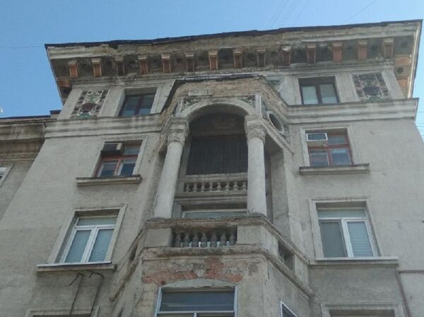 Дом на перекрестке проспекта Штефан чел Маре и улицы Армянской - Sputnik Молдова