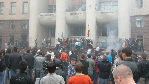 Беспорядки у парламента.Кишинев, события 7 апреля 2009 года. - Sputnik Молдова