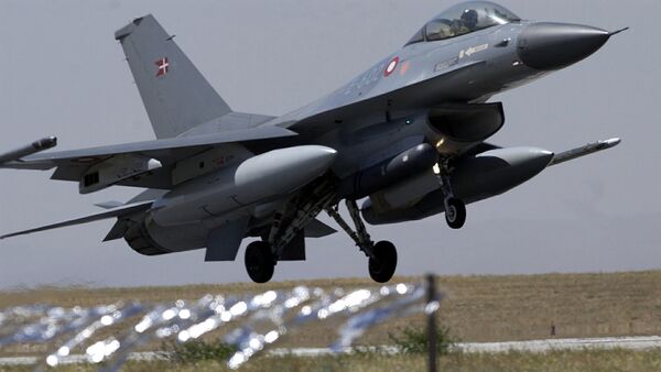 Danish air forces F-16 fighter - Sputnik Moldova-România