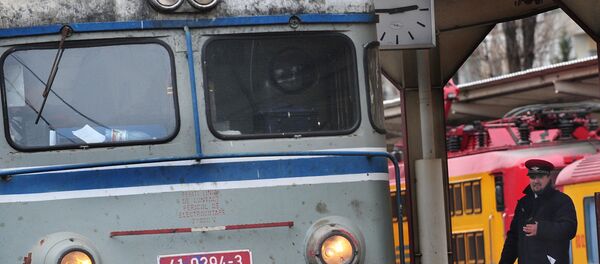 Tren CFR - Sputnik Moldova-România
