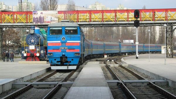 Поезд прибывает в Кишинев, архивное фото.  - Sputnik Молдова