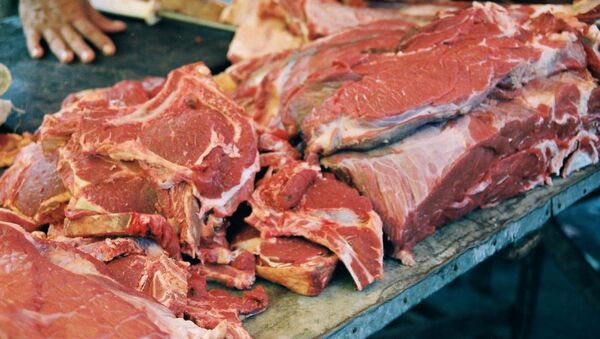Carne confiscată de ofițerii de investigații - Sputnik Moldova-România