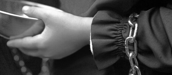 Copil în lanțuri - Sputnik Moldova