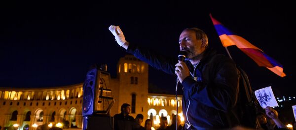 Митинг оппозиции на площади Республики (17 апреля 2018). Ереван - Sputnik Молдова