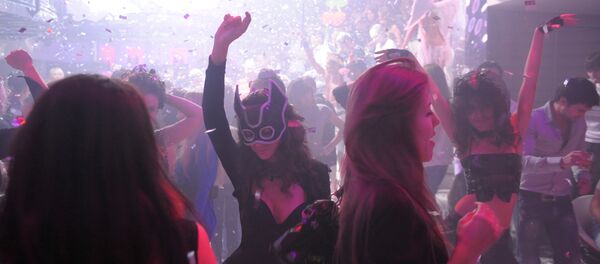 Празднование Хеллоуина в Москве - Sputnik Молдова