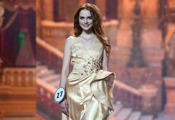 Evoluarea finalistelor concursului „Miss Rusia-2018” în sala de concerte „Barviha” - Sputnik Moldova