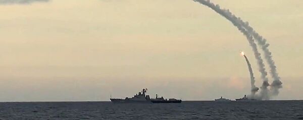 Lansare de rachete de către flota rusă asupra obiectivelor grupărilor teroriste care luptă în Siria - Sputnik Moldova
