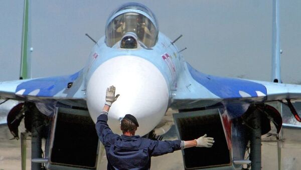 Российский самолет Су-27 в Белоруссии. Архивное фото. - Sputnik Moldova-România