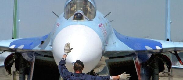 Российский самолет Су-27 в Белоруссии. Архивное фото. - Sputnik Moldova-România