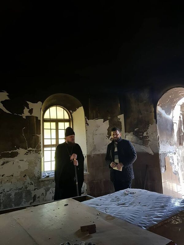 Biserica incendiată din satul Hârtop, raionul Floreşti Biserica incendiată din satul Hârtop, raionul Floreşti - Sputnik Moldova