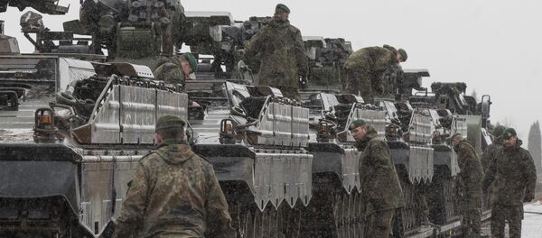 Nato-Technik, die auf Bahnwaggons transportiert wird, Litauen (Archiv) - Sputnik Moldova