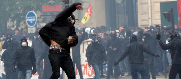 Беспорядки в Париже - Sputnik Молдова