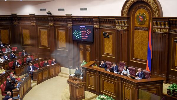 Специальное заседание парламента по выборам нового премьер-министра Армении (1 мая 2018). Еревaн - Sputnik Moldova-România