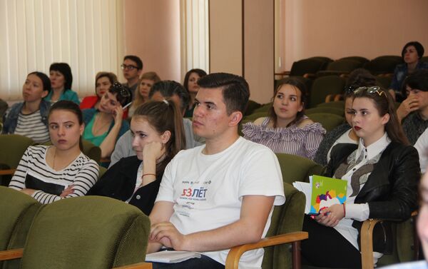 Новая лекция Школы инновационной журналистики Sputnik в Тирасполе (25.04.2018) - Sputnik Молдова