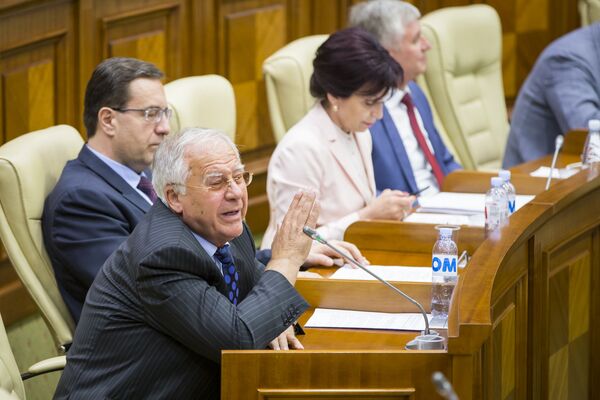 Deputații din Moldova cu cel mai lung mandat Deputații din Moldova cu cel mai lung mandat - Sputnik Moldova