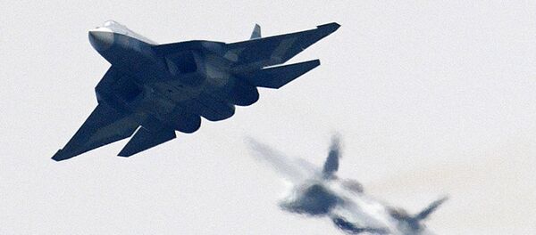 A Russian Su-57 (T-50) multipurpose fighter jet of the fifth generation at the International Aviation and Space Salon MAKS-2017 in Zhukovsky - Sputnik Moldova-România