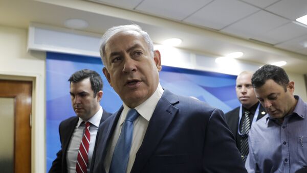 Israeli Prime Minister Benjamin Netanyahu arrives for a cabinet meeting in Jerusalem, Wednesday, Jan. 3, 2018 - Sputnik Moldova-România