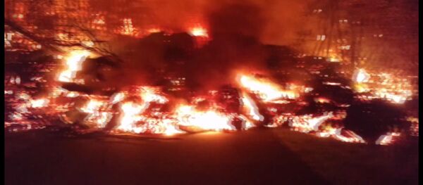 Извержение вулкана на Гавайях уничтожило десятки домов - Sputnik Молдова