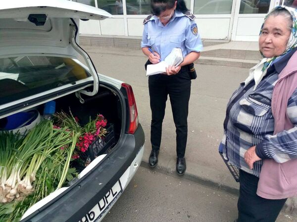 Comerț stradal, București - Sputnik Moldova-România