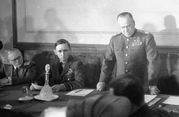 Какой сегодня праздник: 9 мая Какой сегодня праздник: 9 мая - Sputnik Молдова