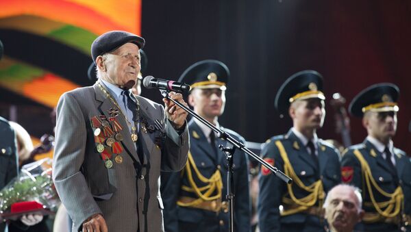 Кишиневцы чествовали ветеранов ВОВ - Sputnik Moldova