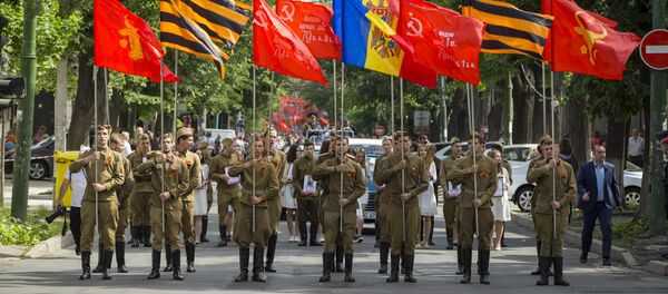 Акция Бессмертный полк в Кишиневе Акция Бессмертный полк в Кишиневе - Sputnik Молдова