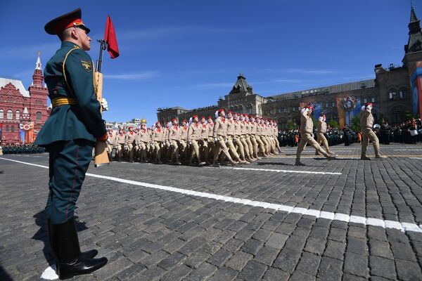 Военный парад, посвящунный 73-й годовщине Победы в ВОВ - Sputnik Молдова